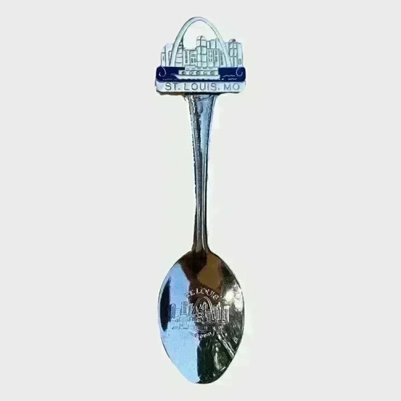 *5 for $15* St. Louis Missouri Arch Souvenir Spoon - Picture 1 of 5